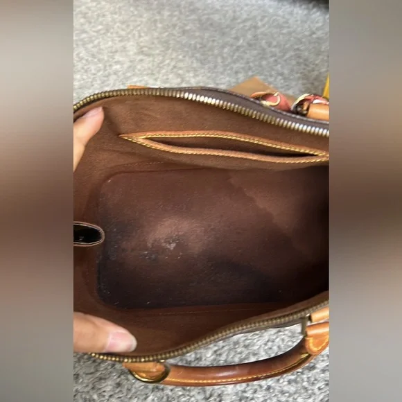 Louis Vuitton Alma BB PM - Picture 7 of 8